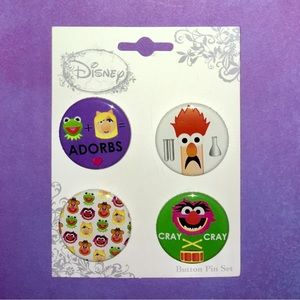 BNWT, Disney’s The Muppets Set of 4 Button Pins.